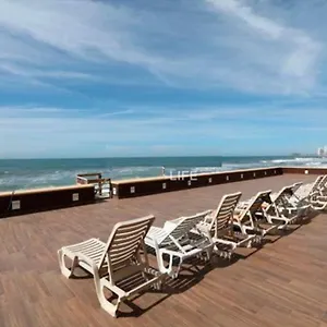 tiara-sands-beach-front-condo-directly-on-the-beach.mazatlan-hotels.com/